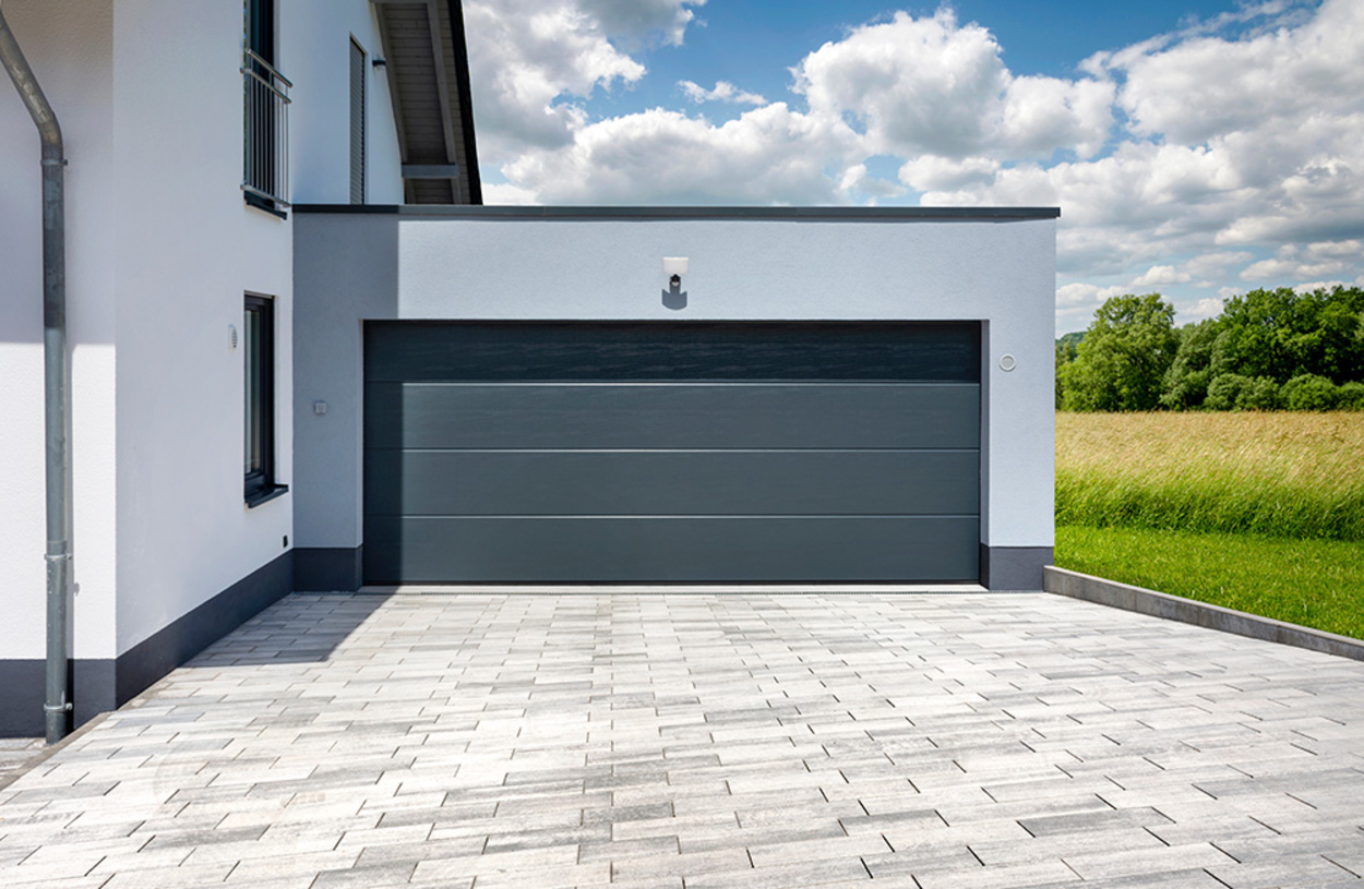 Torantriebe bei Muster Elektro in Musterstadt